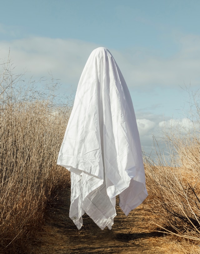 Ghosting: perché il silenzio è diventato il nuovo modo di fuggire dalle relazioni?