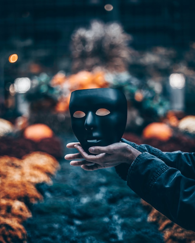 La più grande paura è che gli altri ci vedano come siamo