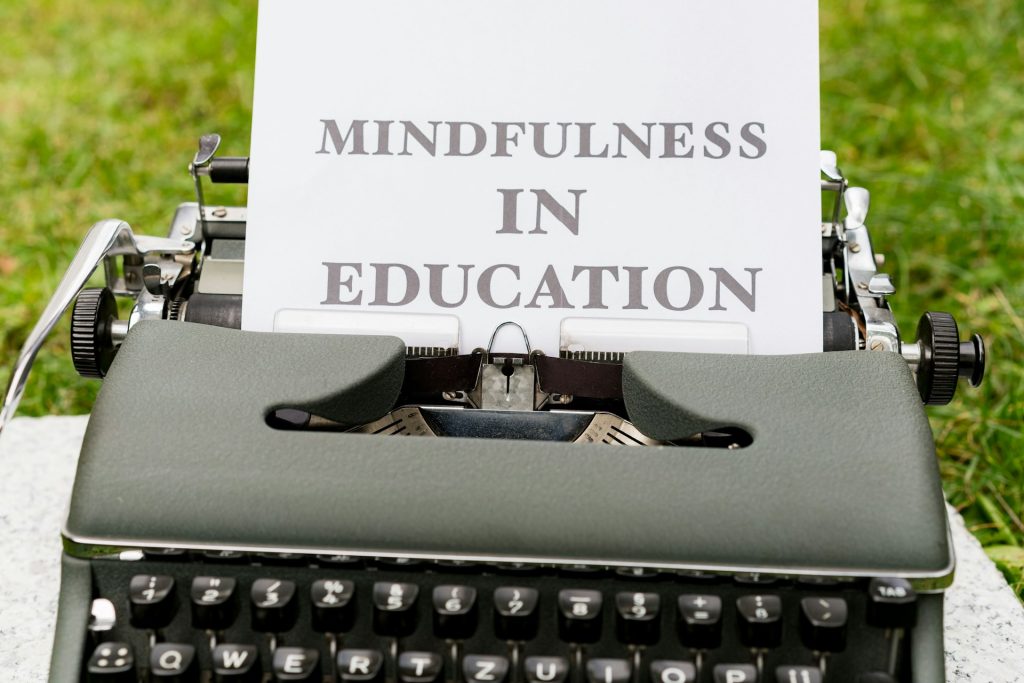 Scrittura autobiografica e Mindfulness scrivere per curare il proprio sè